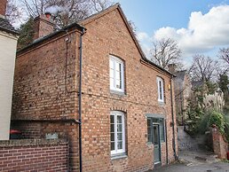 32 Church Hill