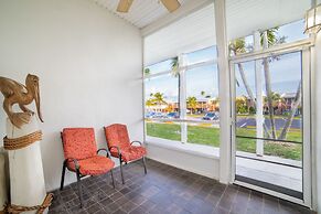 Captain's Table Hotel