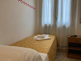 Hotel Nanni Garnì