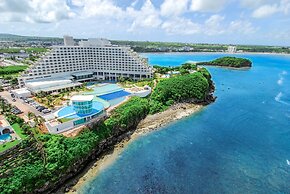 RIHGA Royal Laguna Guam Resort