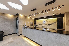 Hotel Demer