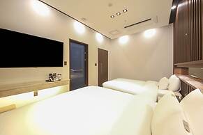 Hotel Demer