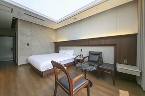 Hotel Demer