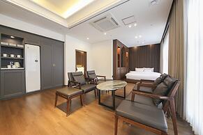 Hotel Demer