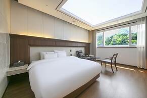 Hotel Demer
