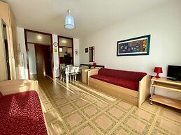 Cozy Studio With Balcony-beahost