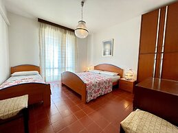 Comfy Flat With Terrace 250mt From the sea