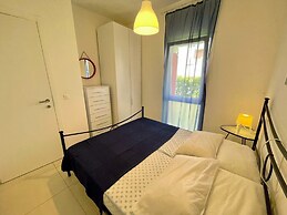 Relax by the Garden-flat for up to 6 Guests