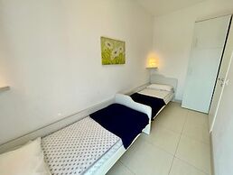 Relax by the Garden-flat for up to 6 Guests