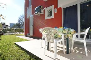 Relax by the Garden-flat for up to 6 Guests
