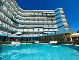 Beachfront Flat With sea View