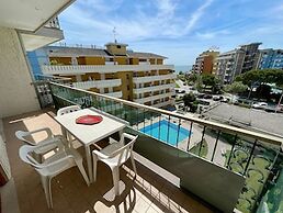 Superb Apartment With Swimming Pool