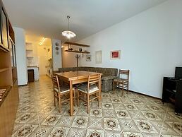 Enjoy the Pool at our Cozy Flat