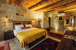 Doda Artisanal Cave Hotel +14