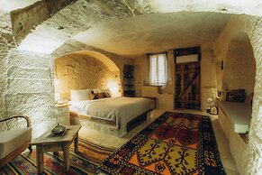 Doda Artisanal Cave Hotel +14