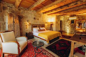 Doda Artisanal Cave Hotel +14