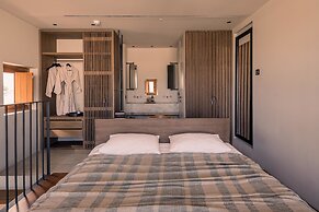 Theros All Suite Hotel - Adults Only