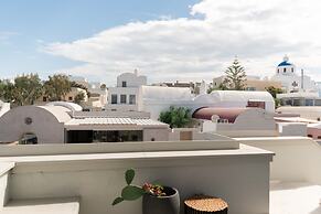 Central Oia Hostel