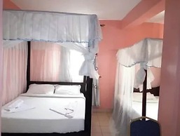 Tripple T Hotel