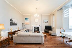 Stunning 2-bed Apartment in Weston-super-mare