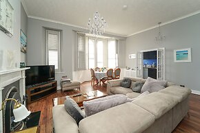 Stunning 2-bed Apartment in Weston-super-mare