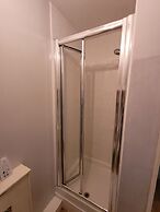 2-bed Apartment, Sleeps 4,on-site Parking