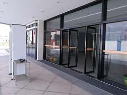 Coloho Hotel