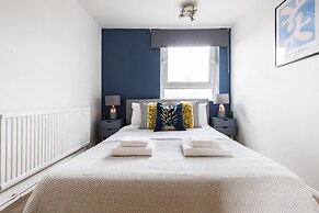 Stunning 2 Bed Flat near Tower Bridge