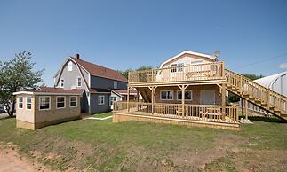 The Archie & Isidore Hotel