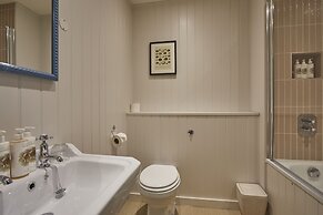 The Retreat, Elcot Park