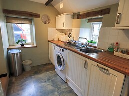Jacky Garth Cottage