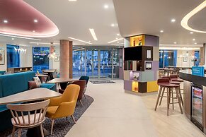 Hampton by Hilton Bath City