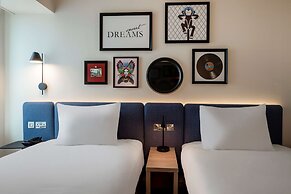 Hampton by Hilton Bath City