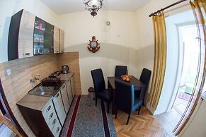 Apartments Old Town Aleksici