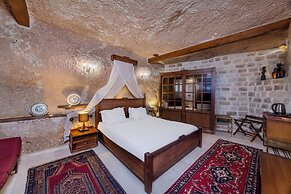 Pegas Cave Suites