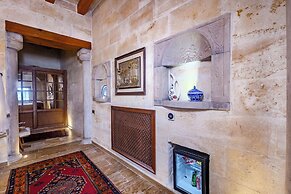 Pegas Cave Suites