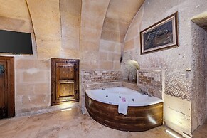 Pegas Cave Suites