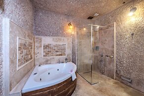 Pegas Cave Suites