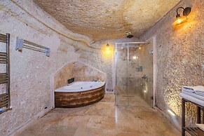 Pegas Cave Suites