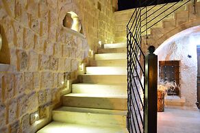 Pegas Cave Suites