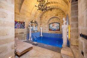 Pegas Cave Suites