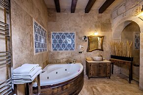 Pegas Cave Suites
