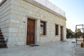 Pegas Cave Suites