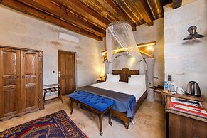 Pegas Cave Suites