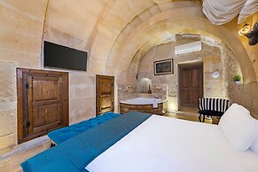Pegas Cave Suites