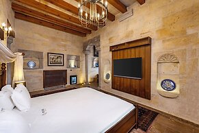 Pegas Cave Suites