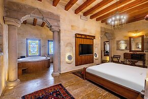 Pegas Cave Suites
