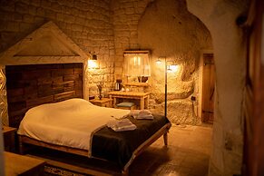 Pome Granate Cave Hotel
