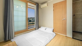 Gangneung Basecamp Pension