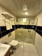 Toprak Hotel
